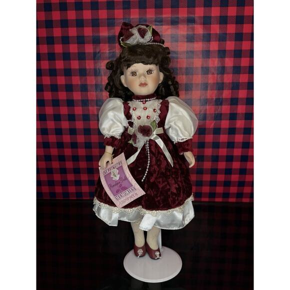 Vintage Porcelain Doll 1995 Sophia on Stand - Picture 5 of 13